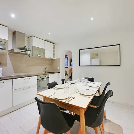 Διαμέρισμα Spacious - 2br 4p- Le Kremlin-Bicêtre