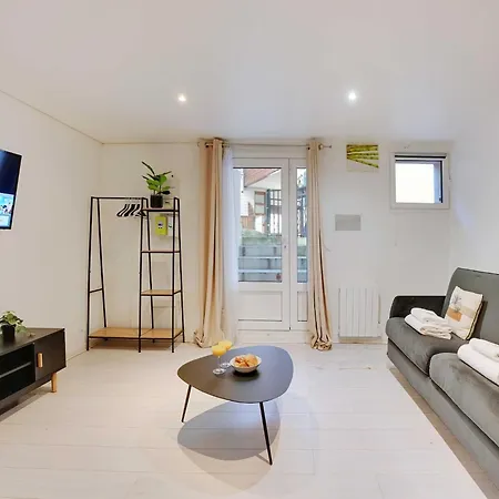 Spacious - 2br 4p- 公寓 勒·克里姆林·比塞特